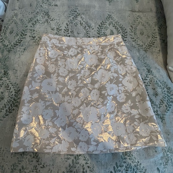 J. Crew Dresses & Skirts - J. Crew White Floral A-Line Skirt